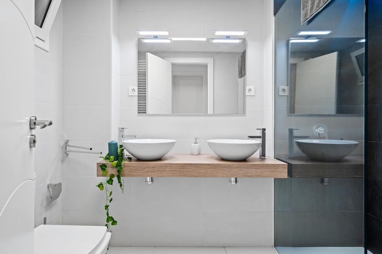 Magnificant Apartment Salou First Line Екстер'єр фото